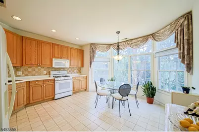 604 Turlington Ct #234, Livingston, NJ 07039 - Photo 16