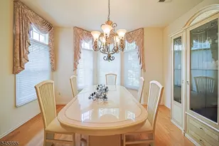 604 Turlington Ct, Livingston, NJ 07039 - Photo 14