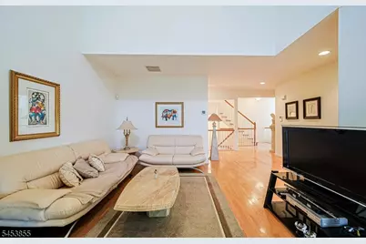 604 Turlington Ct #234, Livingston, NJ 07039 - Photo 10