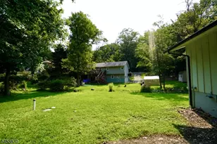 5 Woodlawn Dr, Andover Township, NJ 07821 - Photo 30