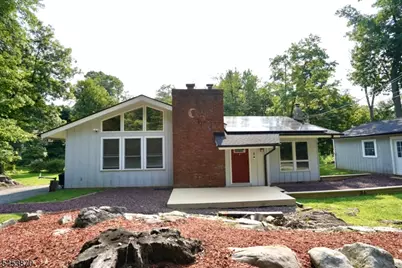 5 Woodlawn Dr, Andover Township, NJ 07821 - Photo 2
