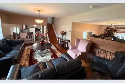 2116 Pleasant Pkwy, Union Township, NJ 07083 - Photo 6