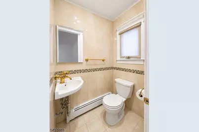 19 Jonquil Cir, Woodbridge Township, NJ 08863 - Photo 10