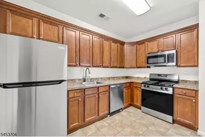 62-64 W Main St #204, Somerville, NJ 08876 - Photo 8
