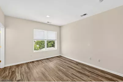 62-64 W Main St #204, Somerville, NJ 08876 - Photo 18