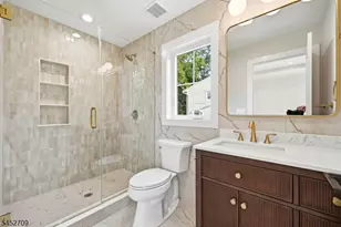 4 Dorrien Rd, Livingston, NJ 07039 - Photo 22
