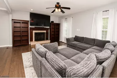 20 Gregory St, Hazlet Township, NJ 07730 - Photo 10
