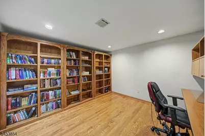 2 Birchwood Ct, East Hanover Township, NJ 07936 - Photo 28