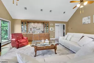 60 Ivy Pl, Wayne, NJ 07470 - Photo 22