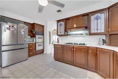 60 Ivy Pl, Wayne, NJ 07470 - Photo 18