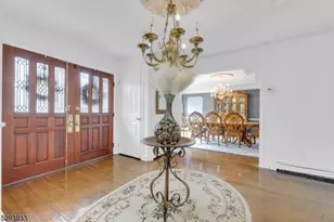 60 Ivy Pl, Wayne, NJ 07470 - Photo 4