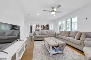 60 Ivy Pl, Wayne, NJ 07470 - Photo 14
