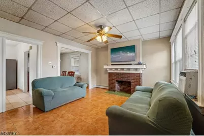 406 3rd Ave W, Newark, NJ 07107 - Photo 4