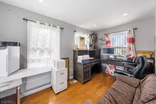 300 Ridge St, Newark, NJ 07104 - Photo 14