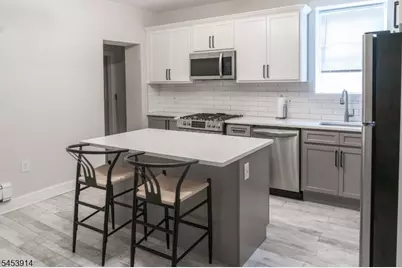 57 Glenridge Ave #2R, Montclair, NJ 07042 - Photo 2