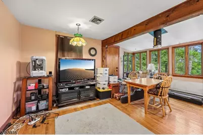 18 Nakomis Path, Lincoln Park, NJ 07035 - Photo 2