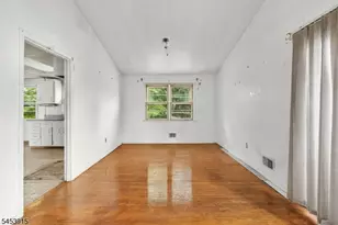 454 Plainfield Rd, Edison Twp., NJ 08820 - Photo 14