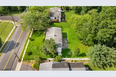 454 Plainfield Rd, Edison Twp., NJ 08820 - Photo 32