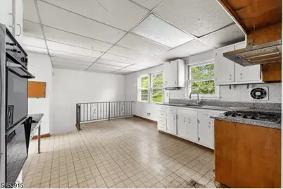 454 Plainfield Rd, Edison Twp., NJ 08820 - Photo 10