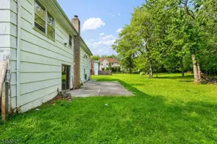454 Plainfield Rd, Edison Twp., NJ 08820 - Photo 4
