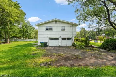 454 Plainfield Rd, Edison Twp., NJ 08820 - Photo 1