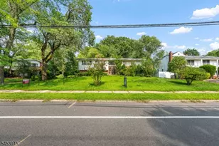 454 Plainfield Rd, Edison Twp., NJ 08820 - Photo 36