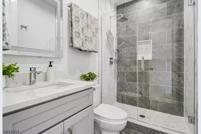 83 Falcon Rd, Livingston, NJ 07039 - Photo 38