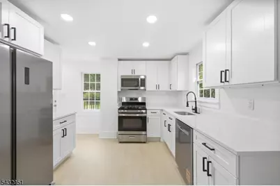 89 High St, Newton, NJ 07860 - Photo 1