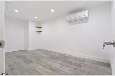 112 Garside St, Newark, NJ 07104 - Photo 22
