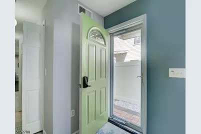 402 N 16th St, Kenilworth, NJ 07033 - Photo 26