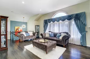 402 N 16th St, Kenilworth, NJ 07033 - Photo 4