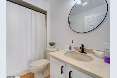 402 N 16th St, Kenilworth, NJ 07033 - Photo 12