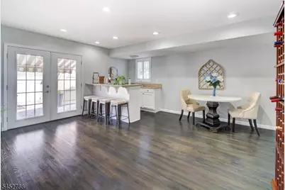 402 N 16th St, Kenilworth, NJ 07033 - Photo 24