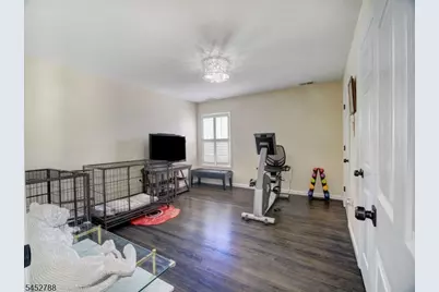 402 N 16th St, Kenilworth, NJ 07033 - Photo 16