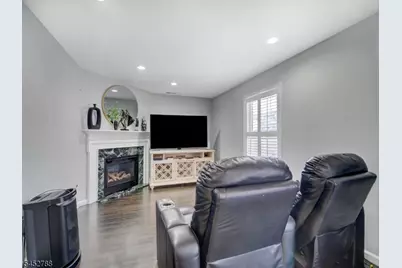 402 N 16th St, Kenilworth, NJ 07033 - Photo 22
