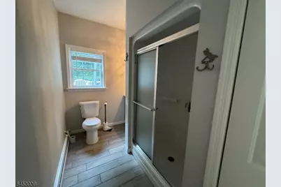 32 Woodland Dr, Jefferson Township, NJ 07438 - Photo 20
