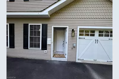 32 Woodland Dr, Jefferson Township, NJ 07438 - Photo 10