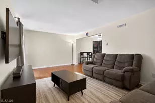 13 Evergreen Dr, Union Township, NJ 08809 - Photo 4