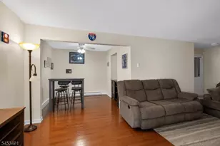 13 Evergreen Dr, Union Township, NJ 08809 - Photo 6