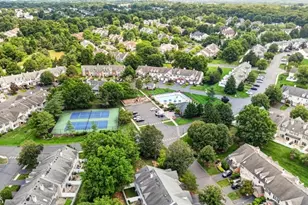 1004 Bayley Ct, Bridgewater, NJ 08807 - Photo 2