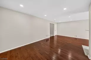 1004 Bayley Ct, Bridgewater, NJ 08807 - Photo 16