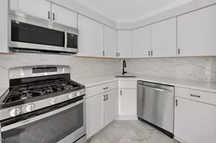 1004 Bayley Ct, Bridgewater, NJ 08807 - Photo 20