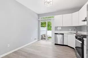 4 Derby St, East Orange, NJ 07018 - Photo 2