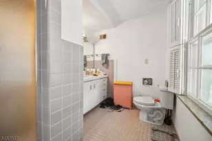 231 Exeter Wy, Hillside, NJ 07205 - Photo 36