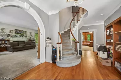 231 Exeter Way, Hillside, NJ 07205 - Photo 6