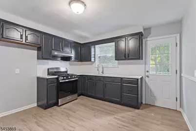 155 Broughton Ave, Bloomfield, NJ 07003 - Photo 2
