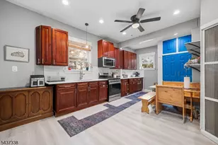 328 Springdale Ave, East Orange, NJ 07017 - Photo 8