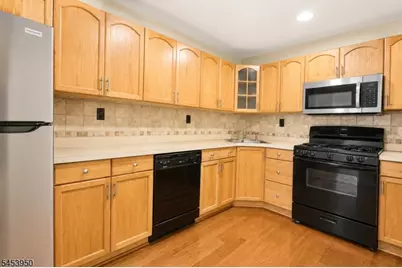 76 Boston St, Newark, NJ 07103 - Photo 6