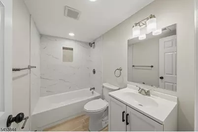136 Elm St #1, Elizabeth, NJ 07208 - Photo 10