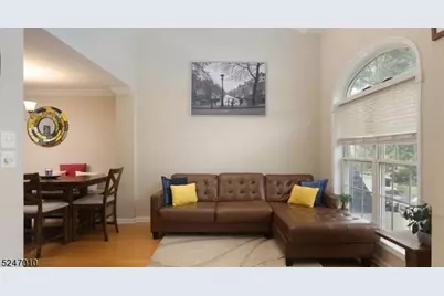 107 Donato Cir, Scotch Plains Township, NJ 07076 - Photo 4